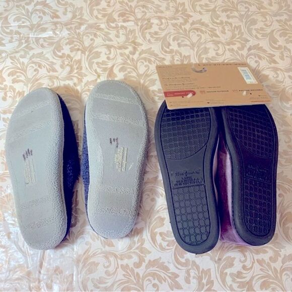 Dear foam Slippers 1-New Lavender 1-Pre-owned Blue Sz Large 9-10 Gorgeous - Picture 3 of 3